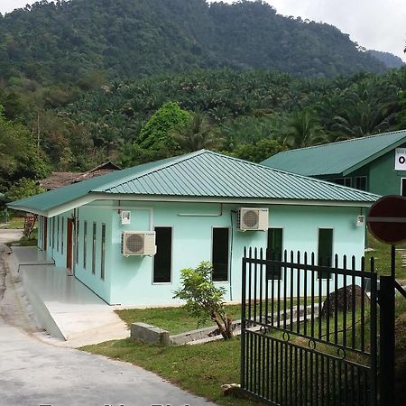 Ulu River Lodge Gopeng Exteriör bild